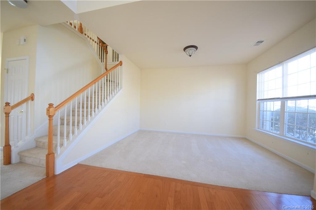 Old Stone Crossing - Residential