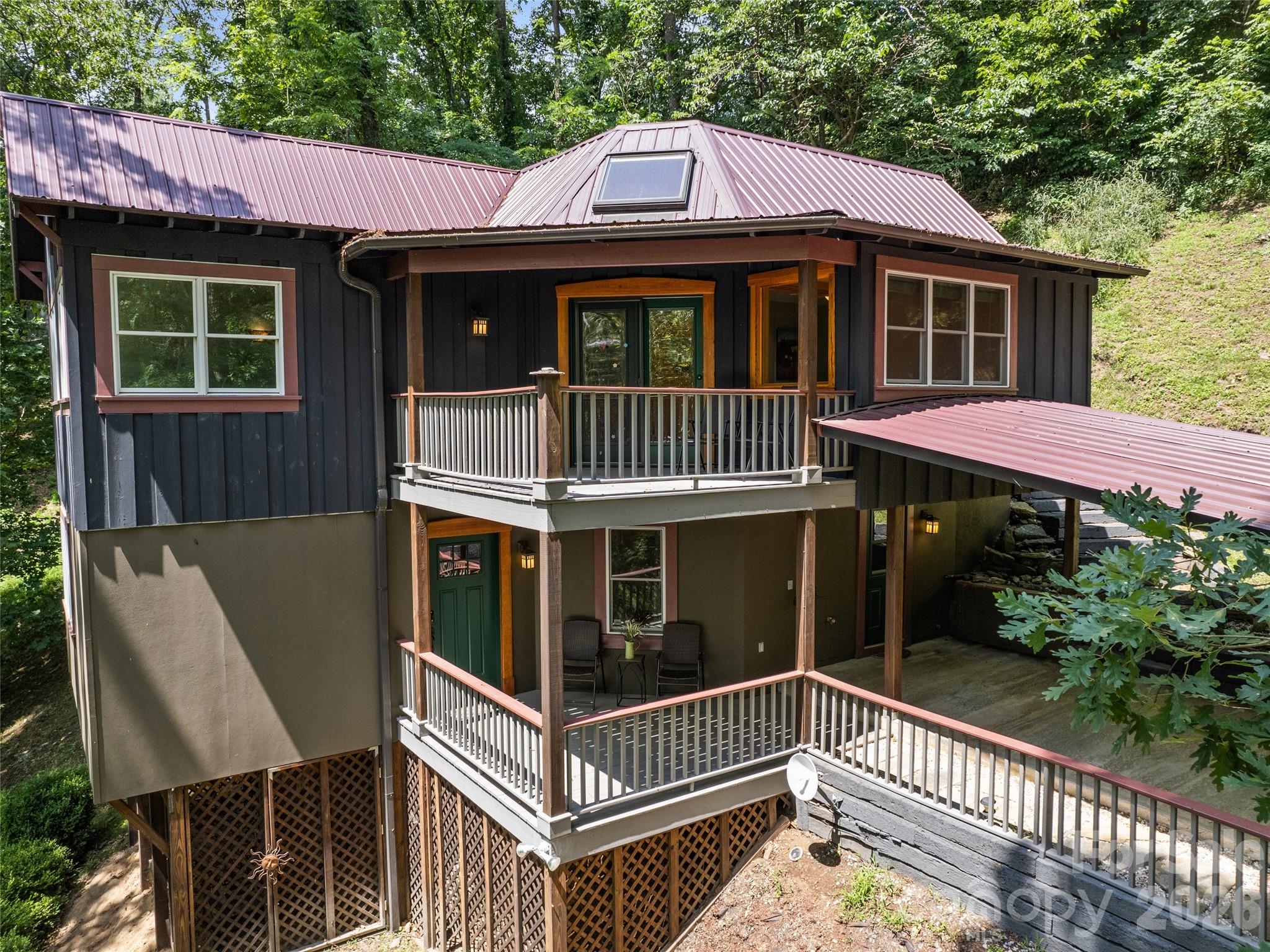 145 Hiaway Trail