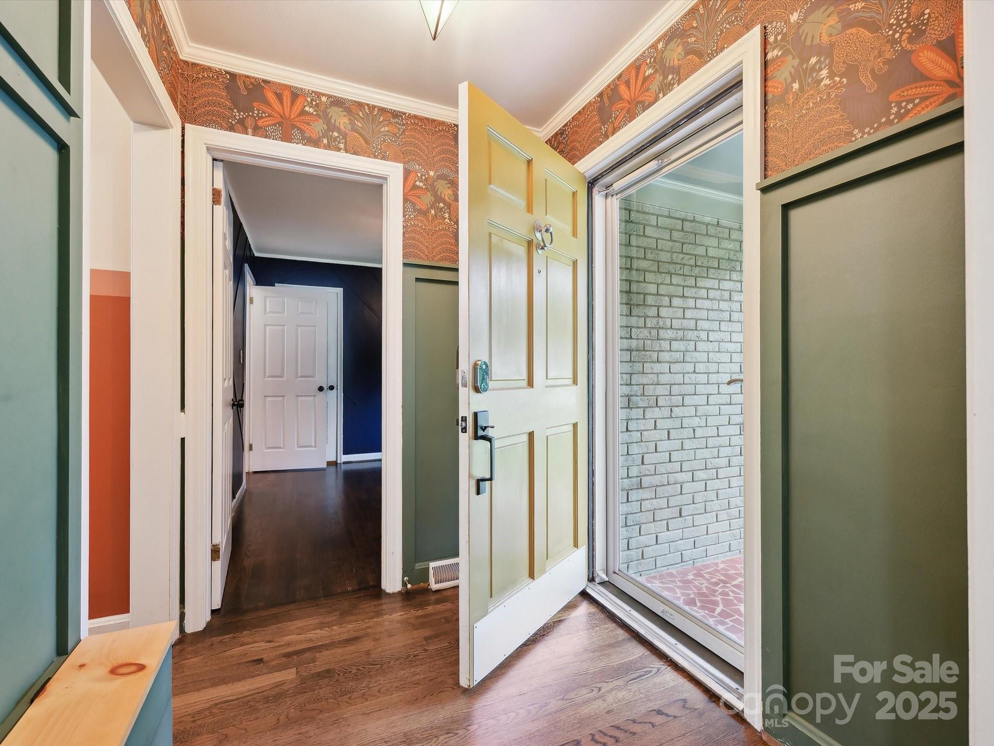 827 Fairbanks Road