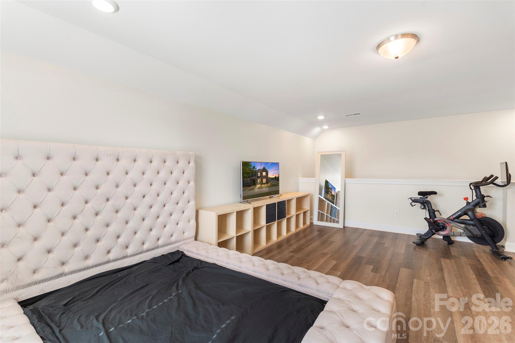 Enclave - Residential