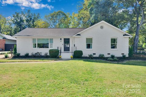 1832 Emerywood Drive Charlotte NC 28210