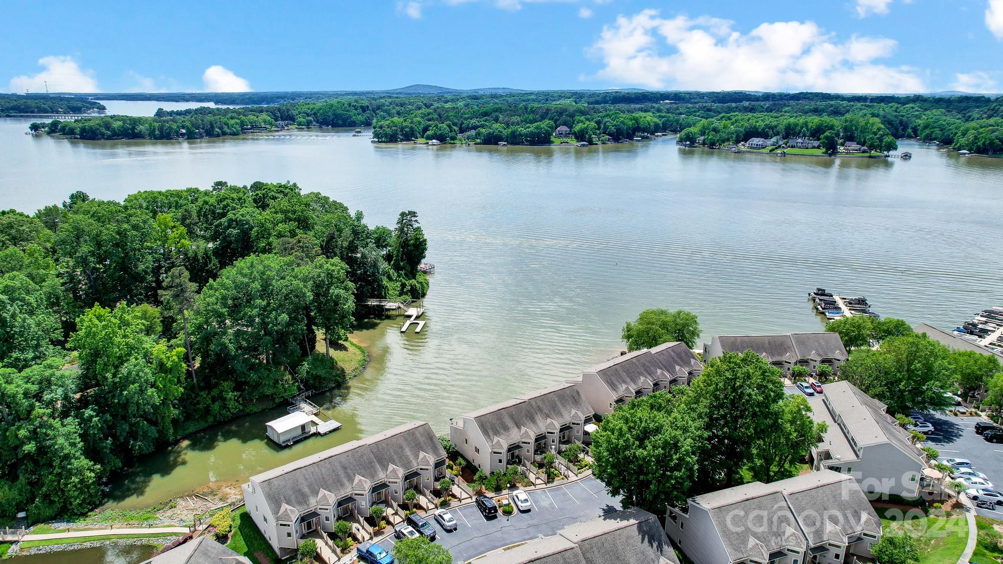 The Yachtsman - Residential