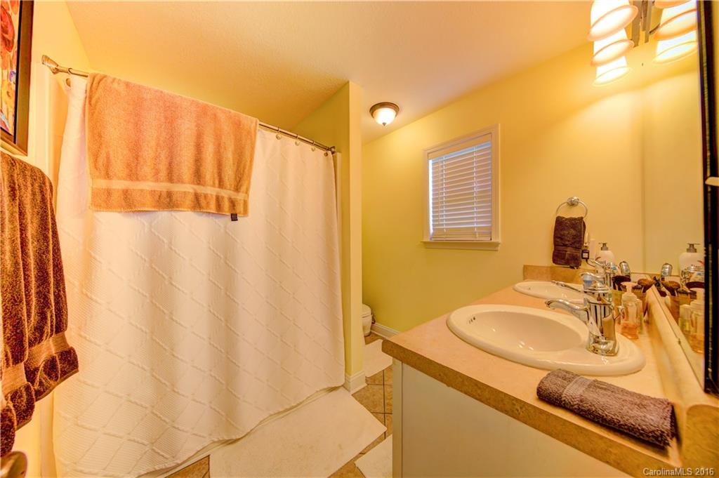 Allison Crossing - Residential