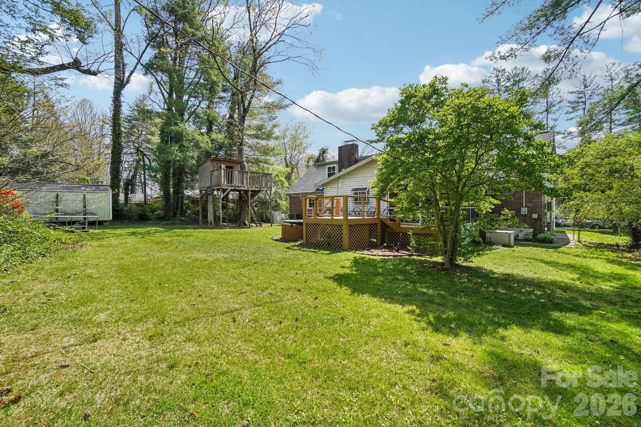 Brookland Manor - Residential