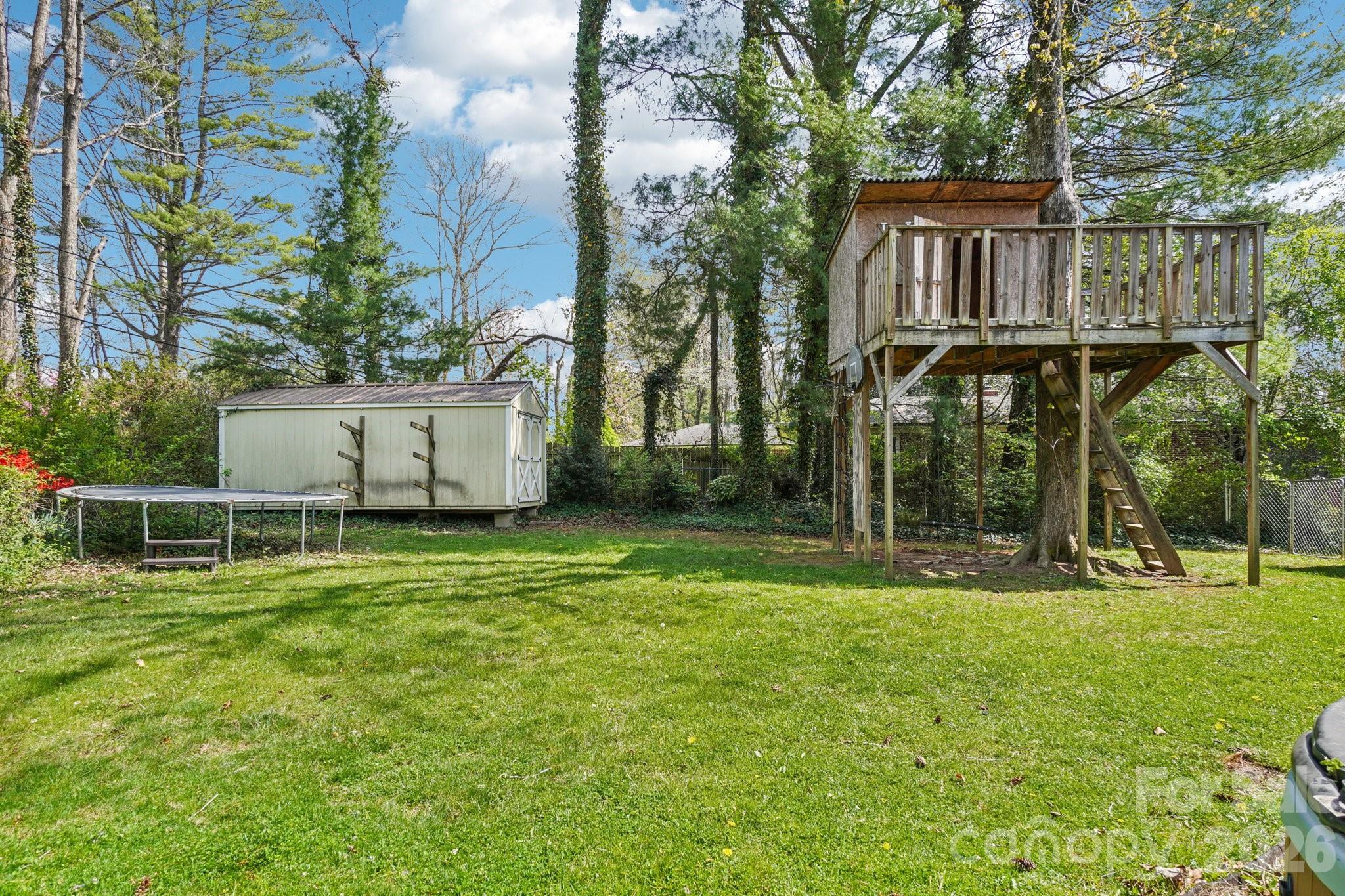 Brookland Manor - Residential