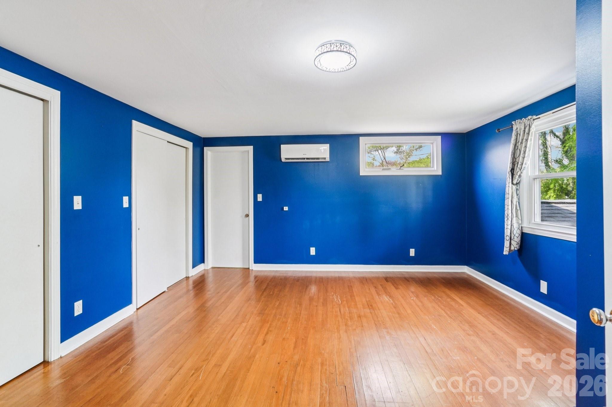 Brookland Manor - Residential