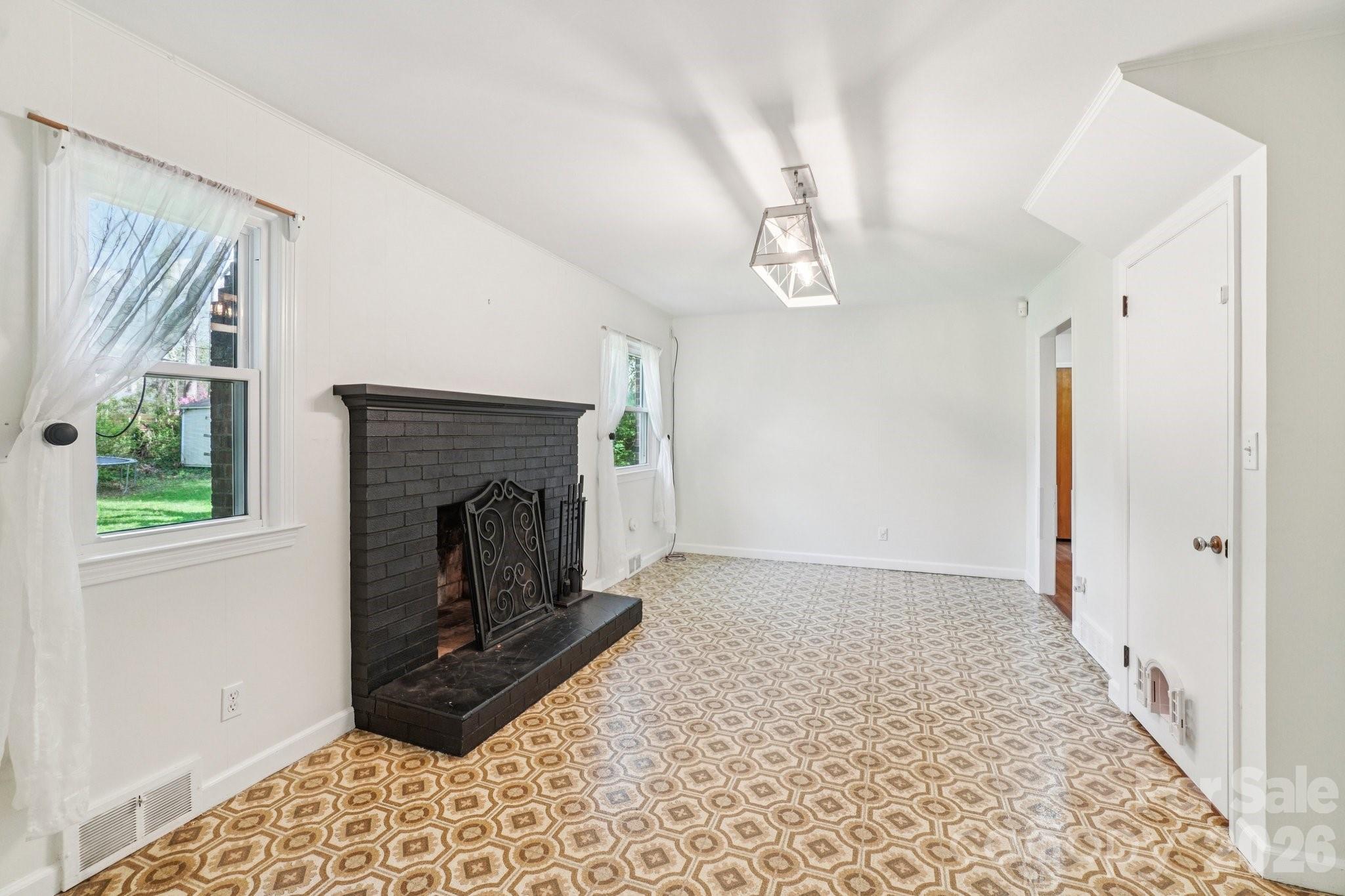 Brookland Manor - Residential