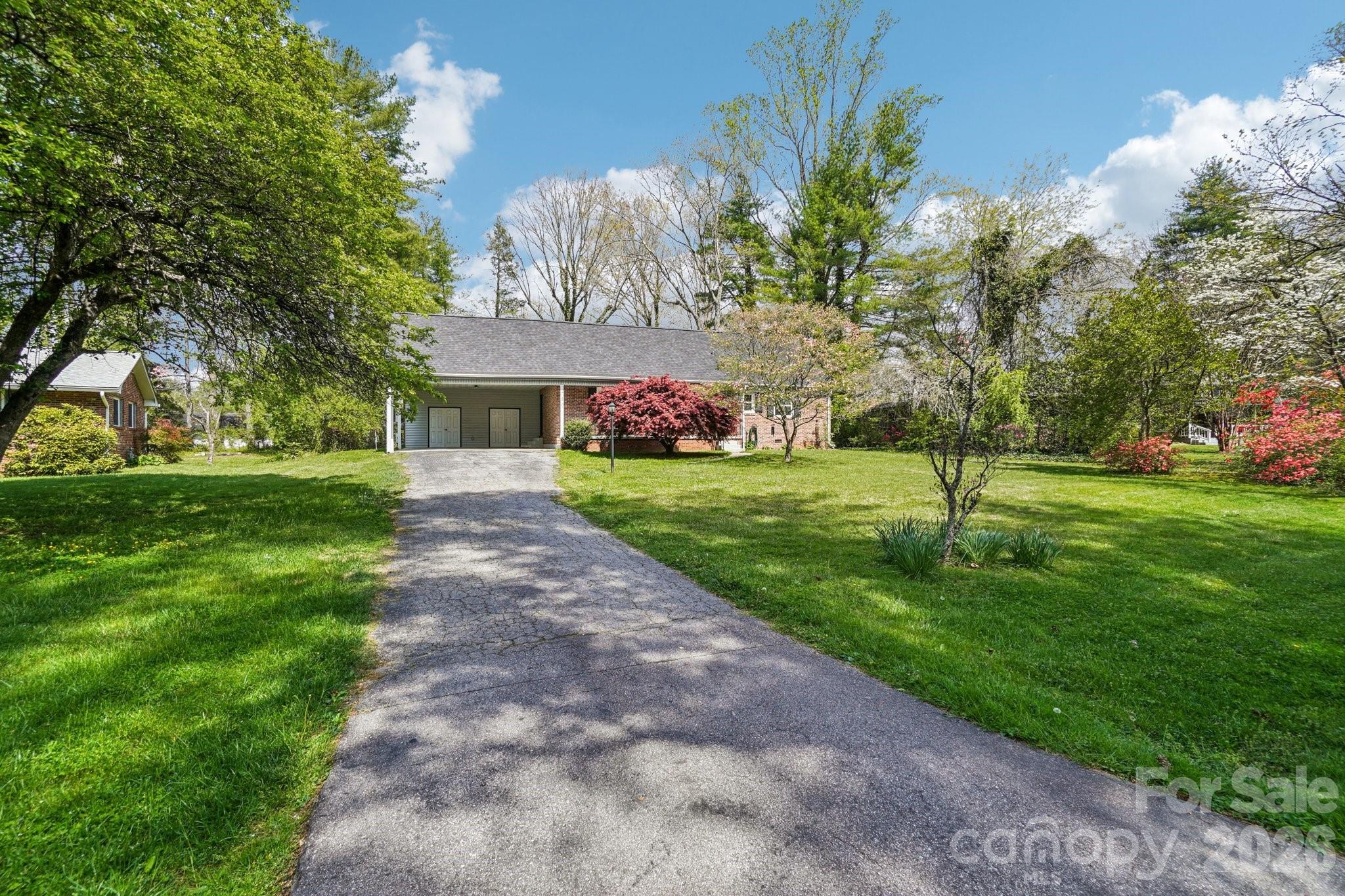 Brookland Manor - Residential