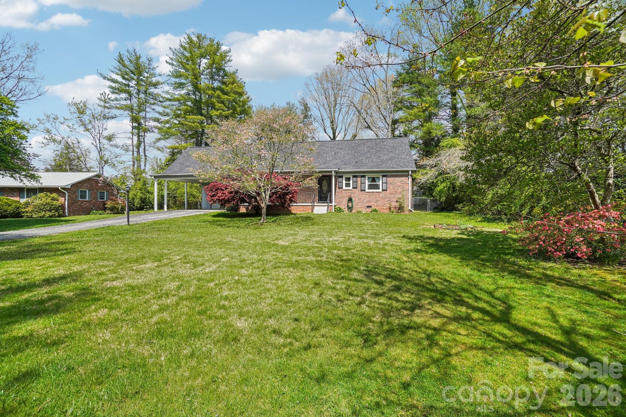 Brookland Manor - Residential
