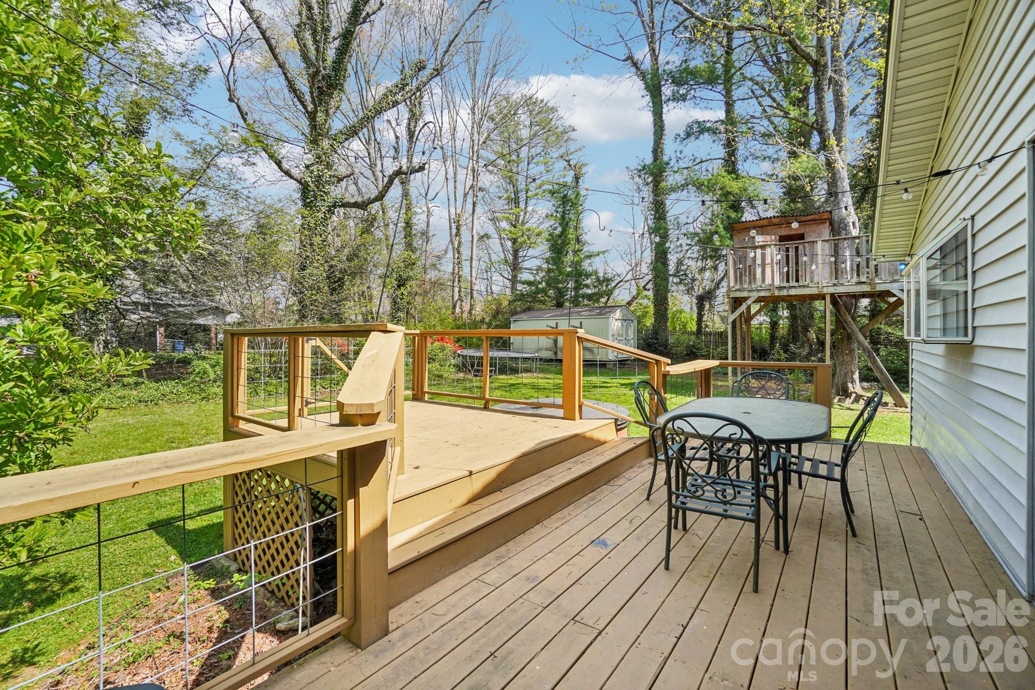 Brookland Manor - Residential