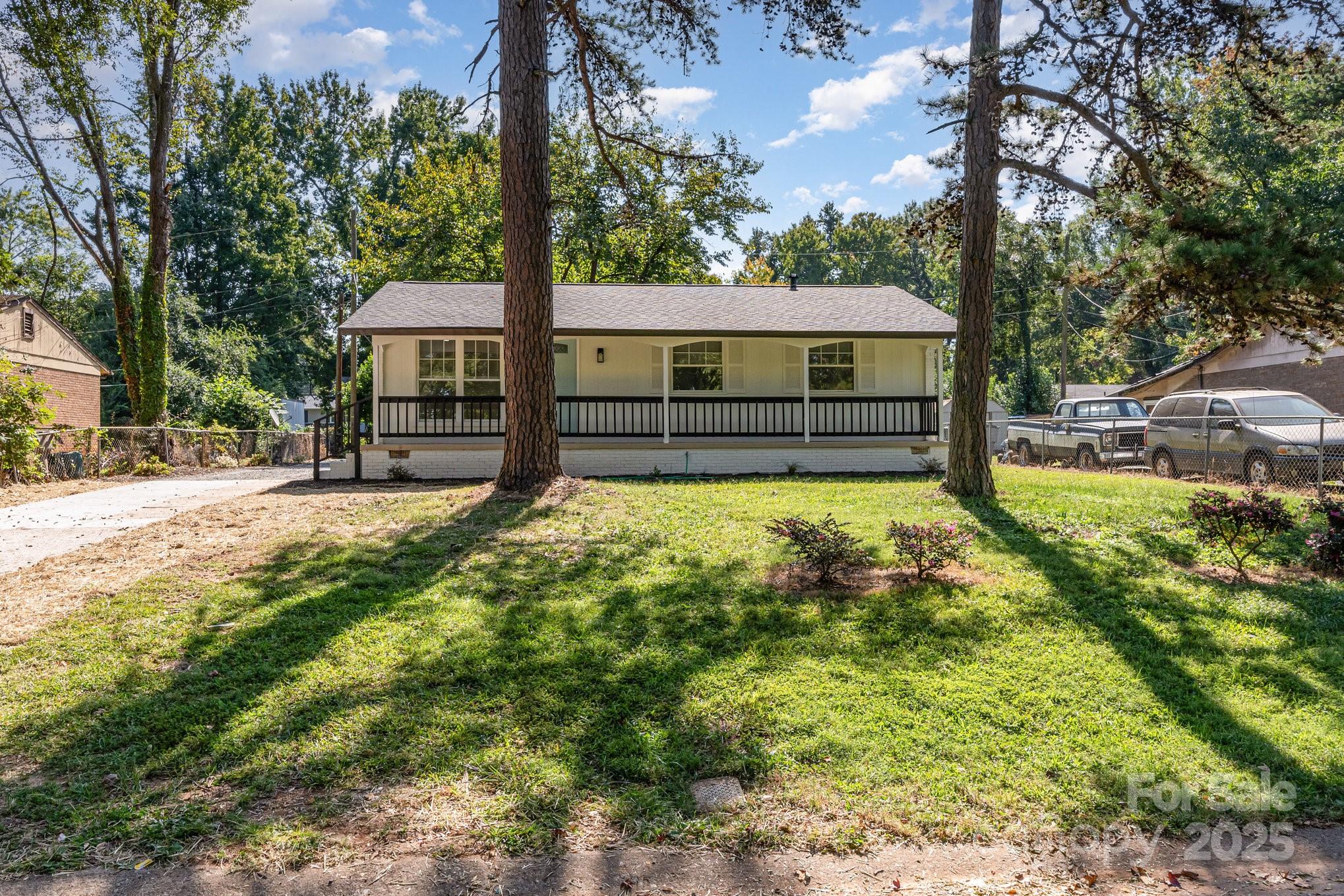 2427 Danforth Lane