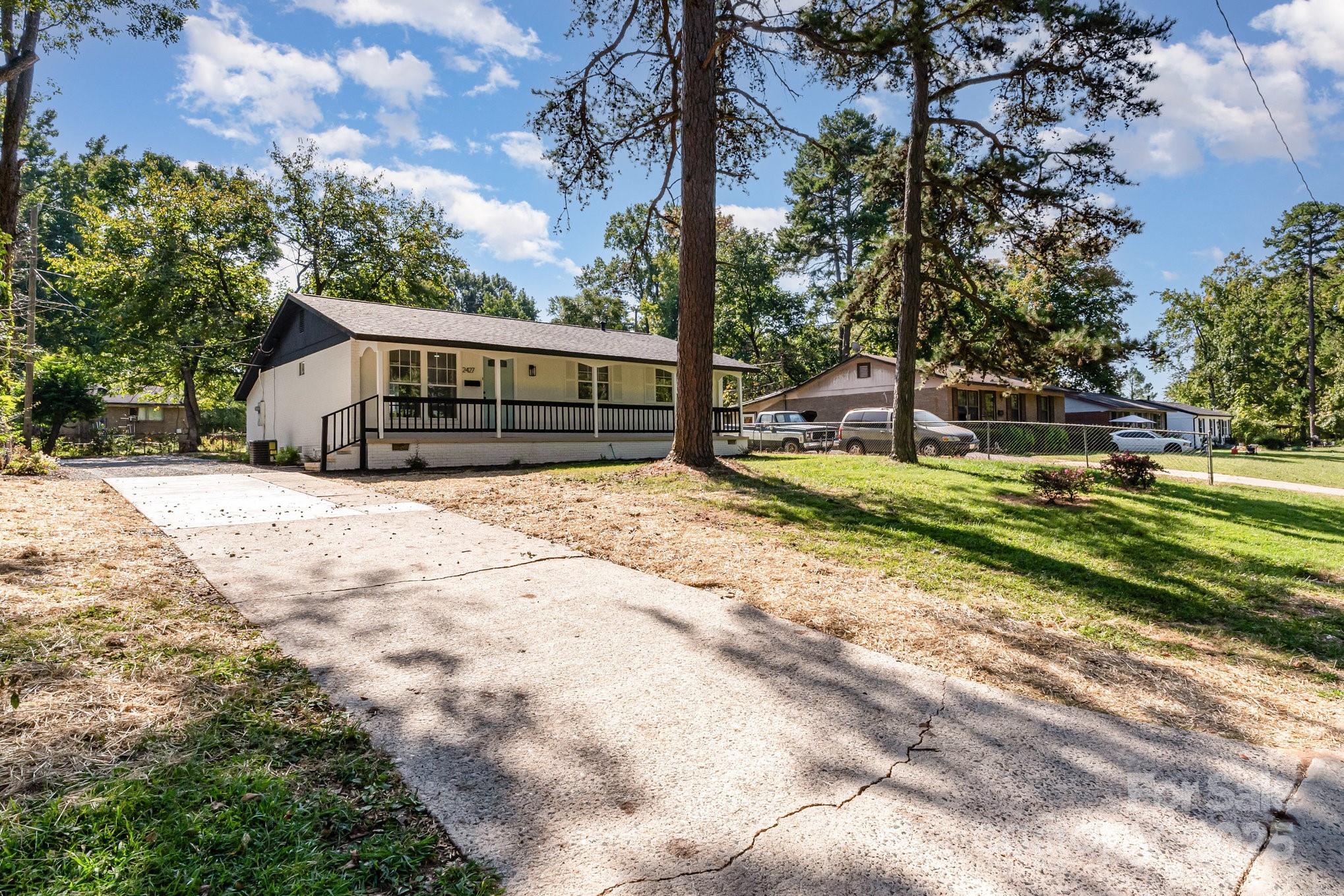 2427 Danforth Lane