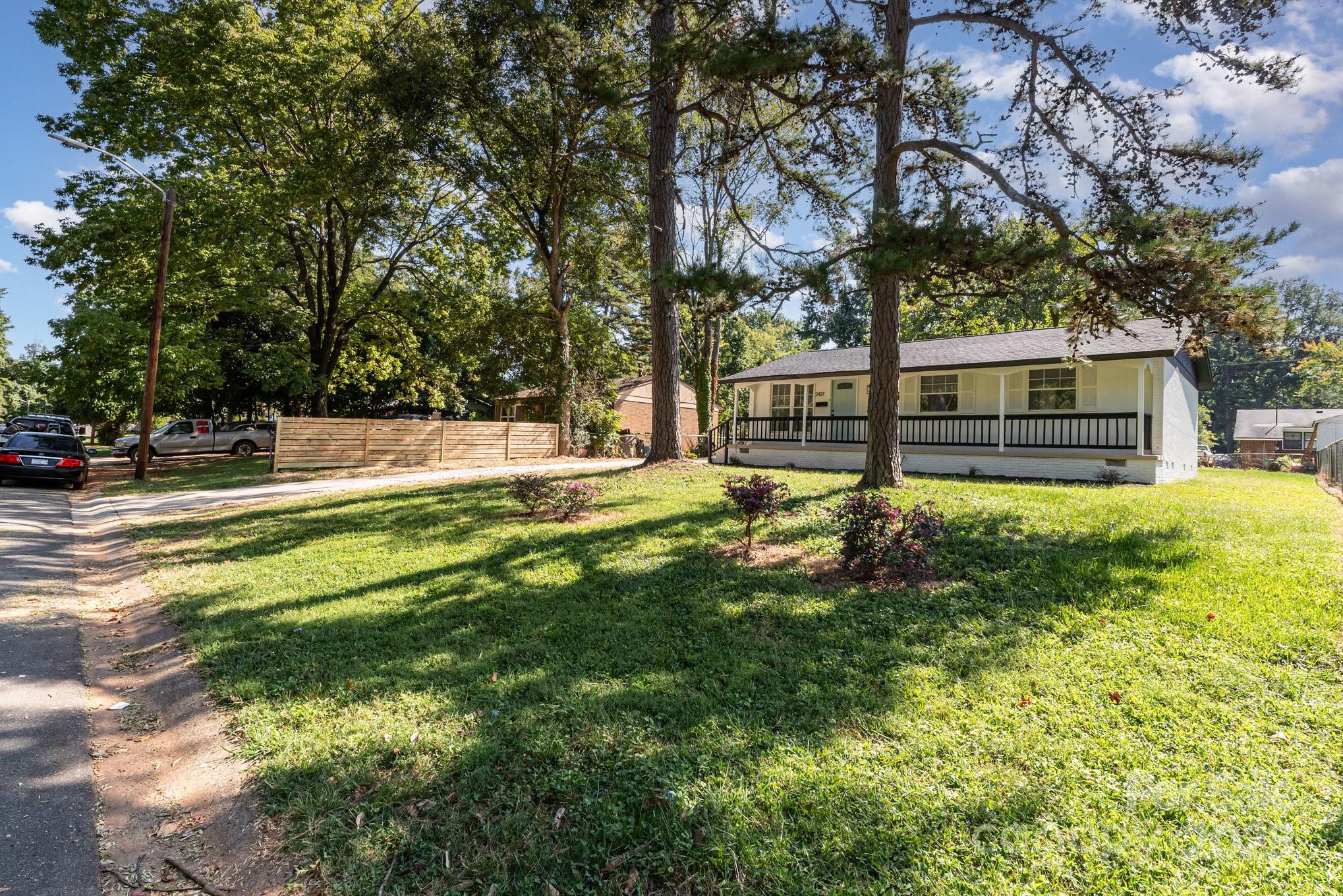 2427 Danforth Lane