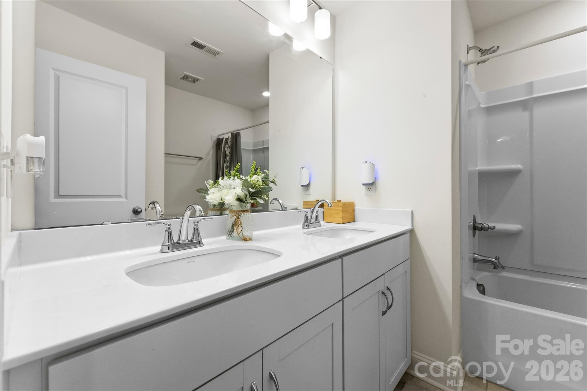 Paddlers Cove - Residential