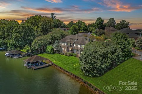 271 44th Avenue Circle NW Hickory NC 28601