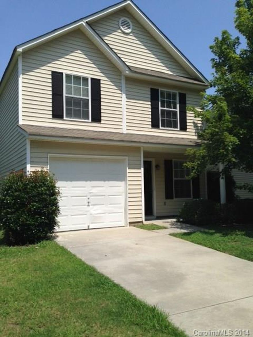 Two-story home has 3 bedrooms and 2.5 baths, huge master bedroom with walk in closets and much more!!