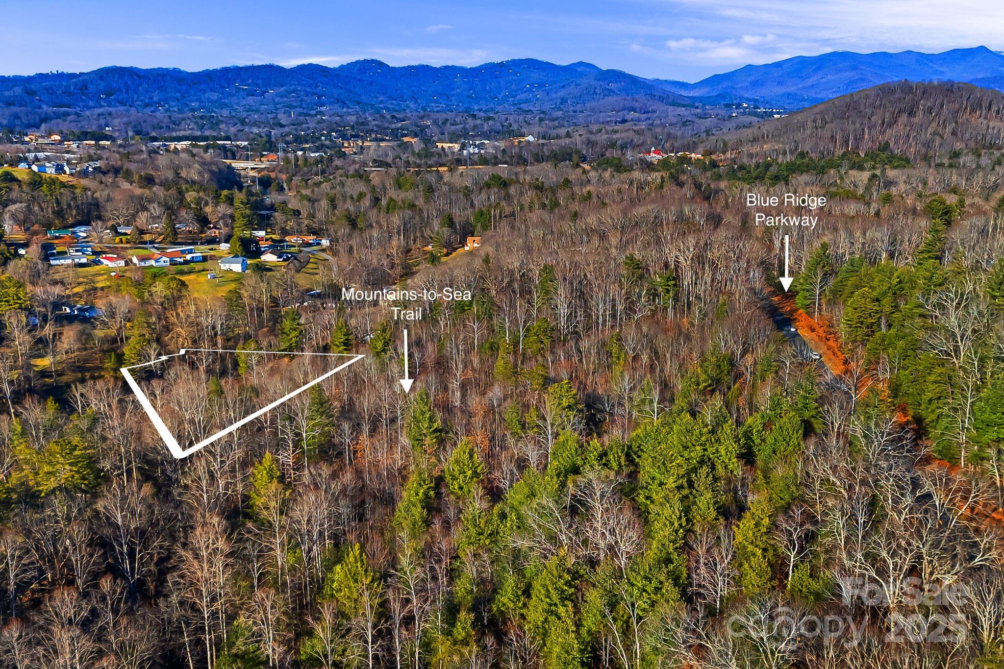 99999 Willow Creek Drive