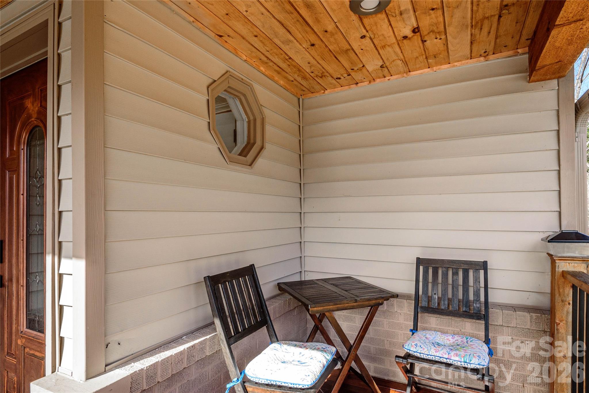 116 Thornbird Avenue