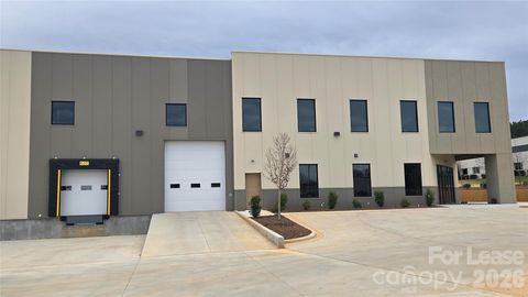 168-B Thunder Road Mooresville NC 28115