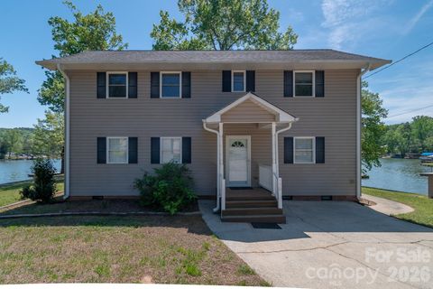 150 Pinehaven Lane New London NC 28127