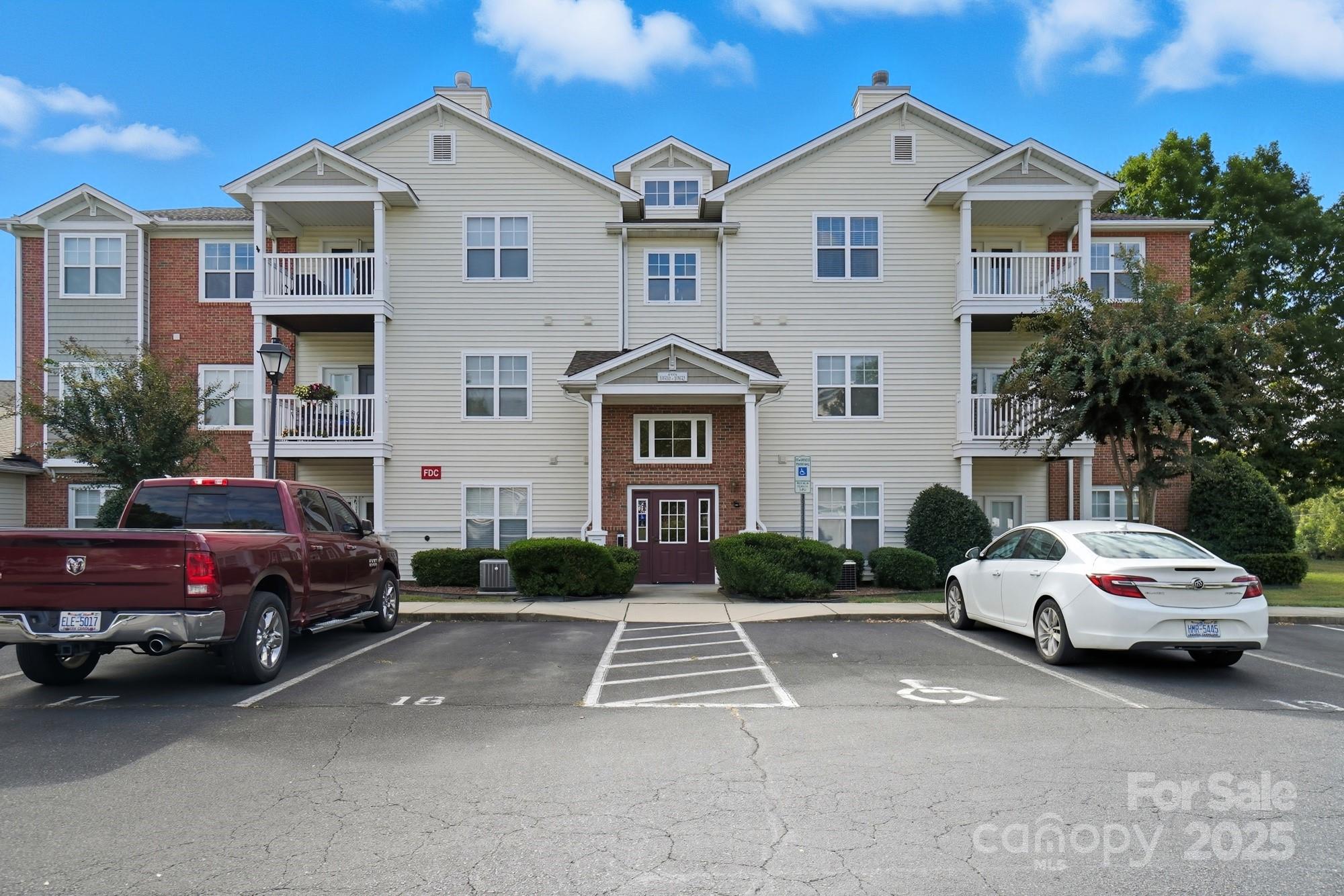 10526 Hill Point Court