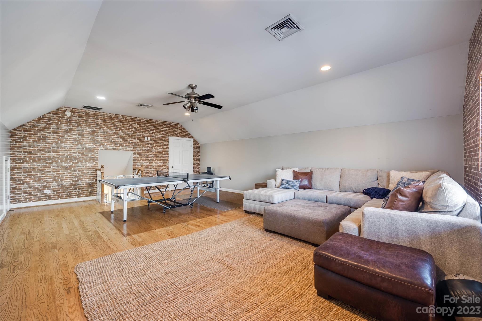 Steeple Chase - Residential