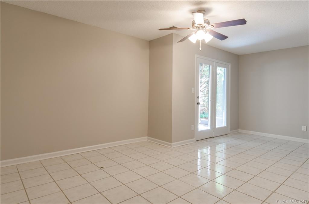 Tega Cay - Residential