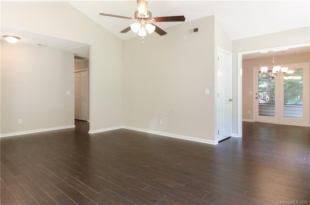 Tega Cay - Residential