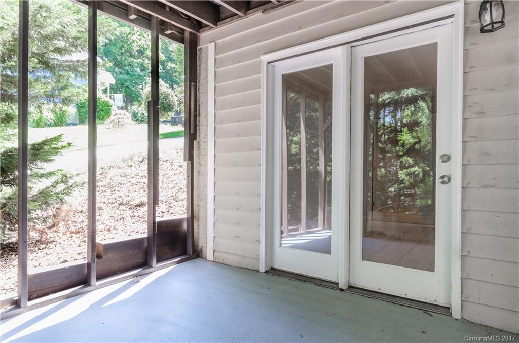 Tega Cay - Residential