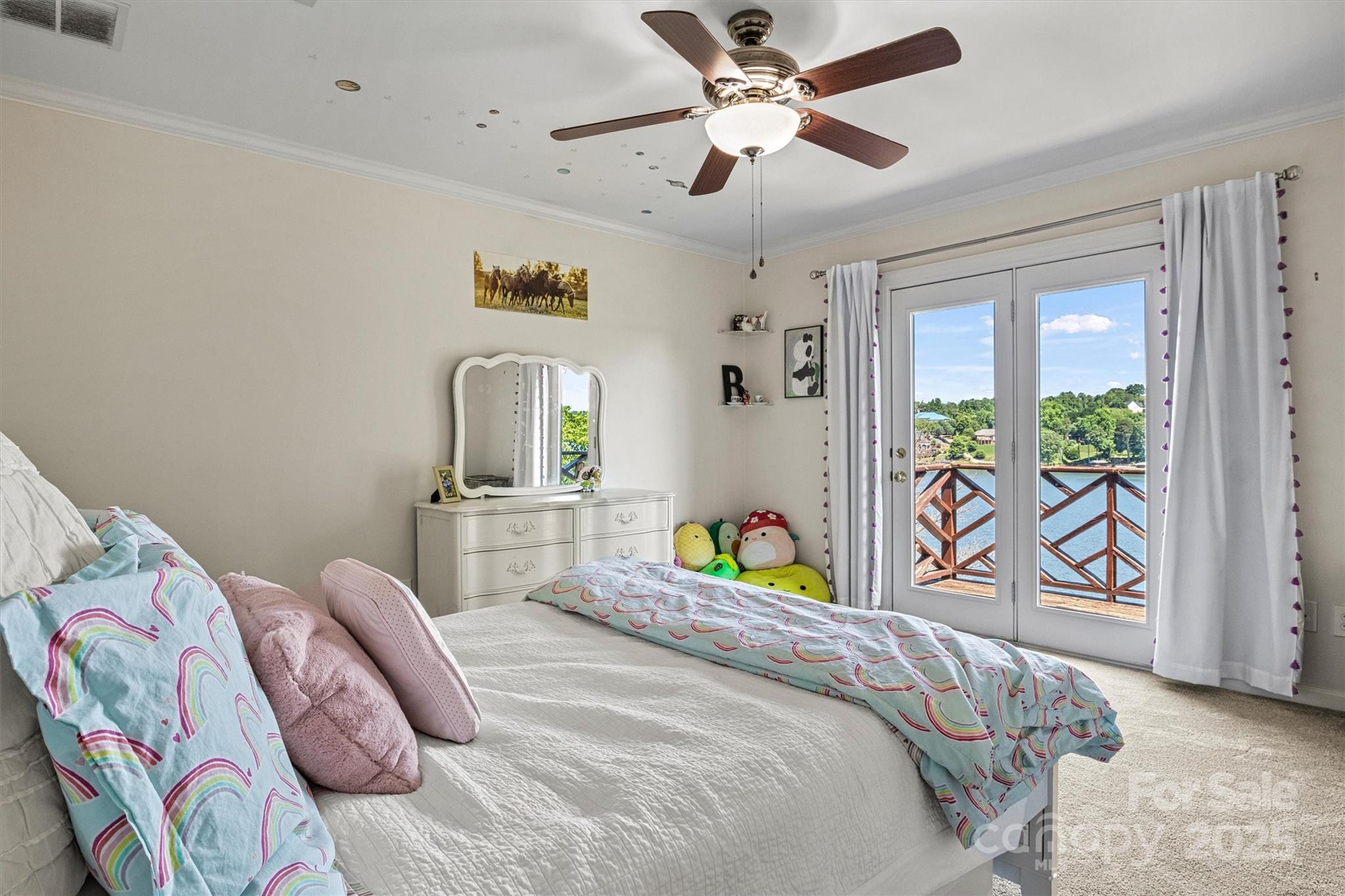 Moores Ferry - Residential