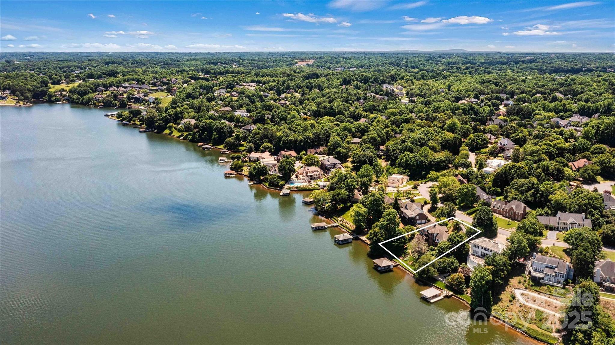 Moores Ferry - Residential