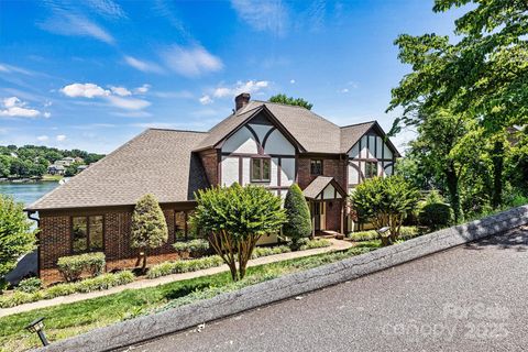 476 44th Avenue Drive NW Hickory NC 28601