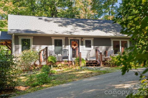 Photo of 179 Woodlyn Etch Drive, Hendersonville, NC 28792 (MLS # 4429888)