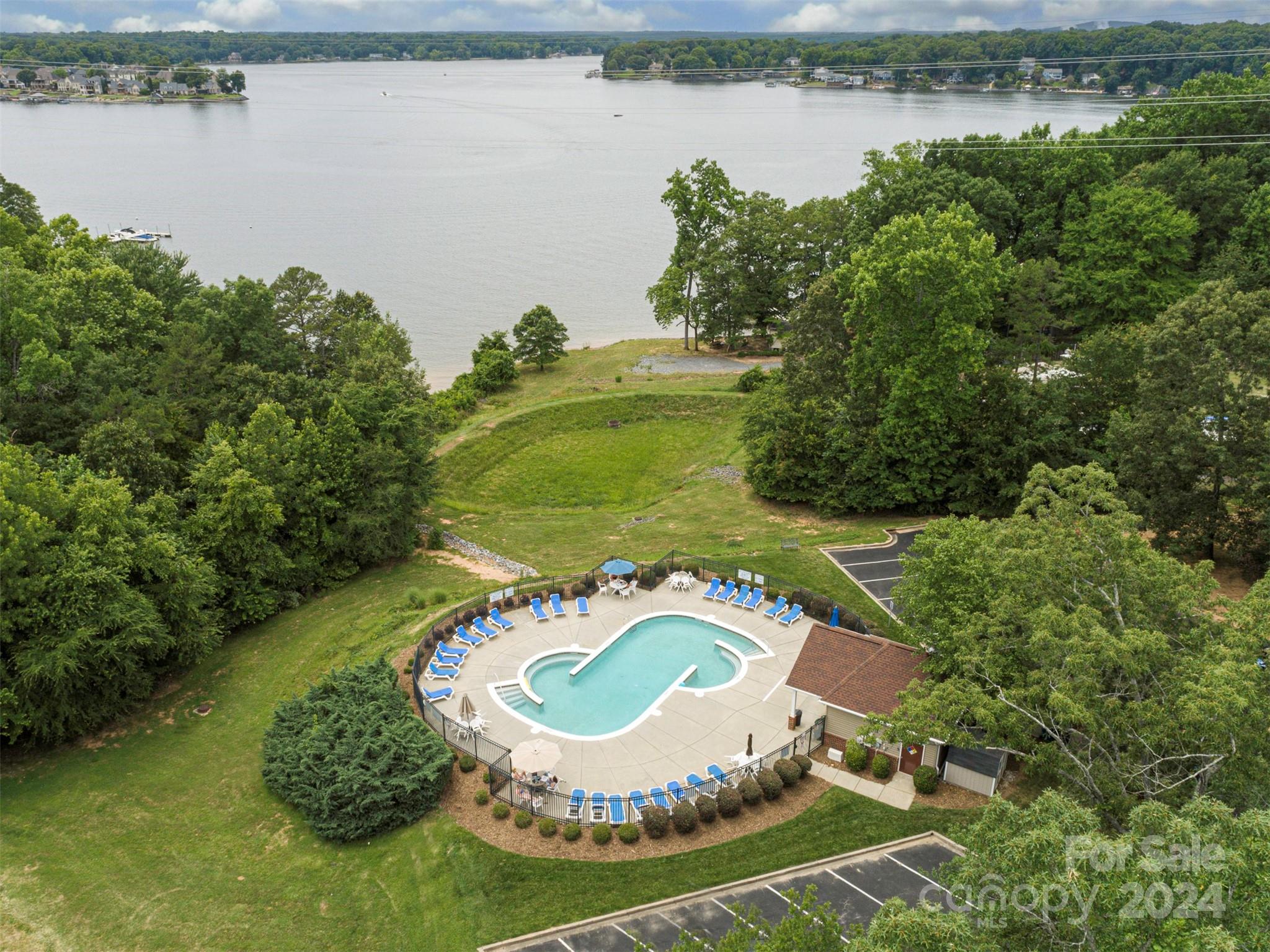 Sunset Point - Residential