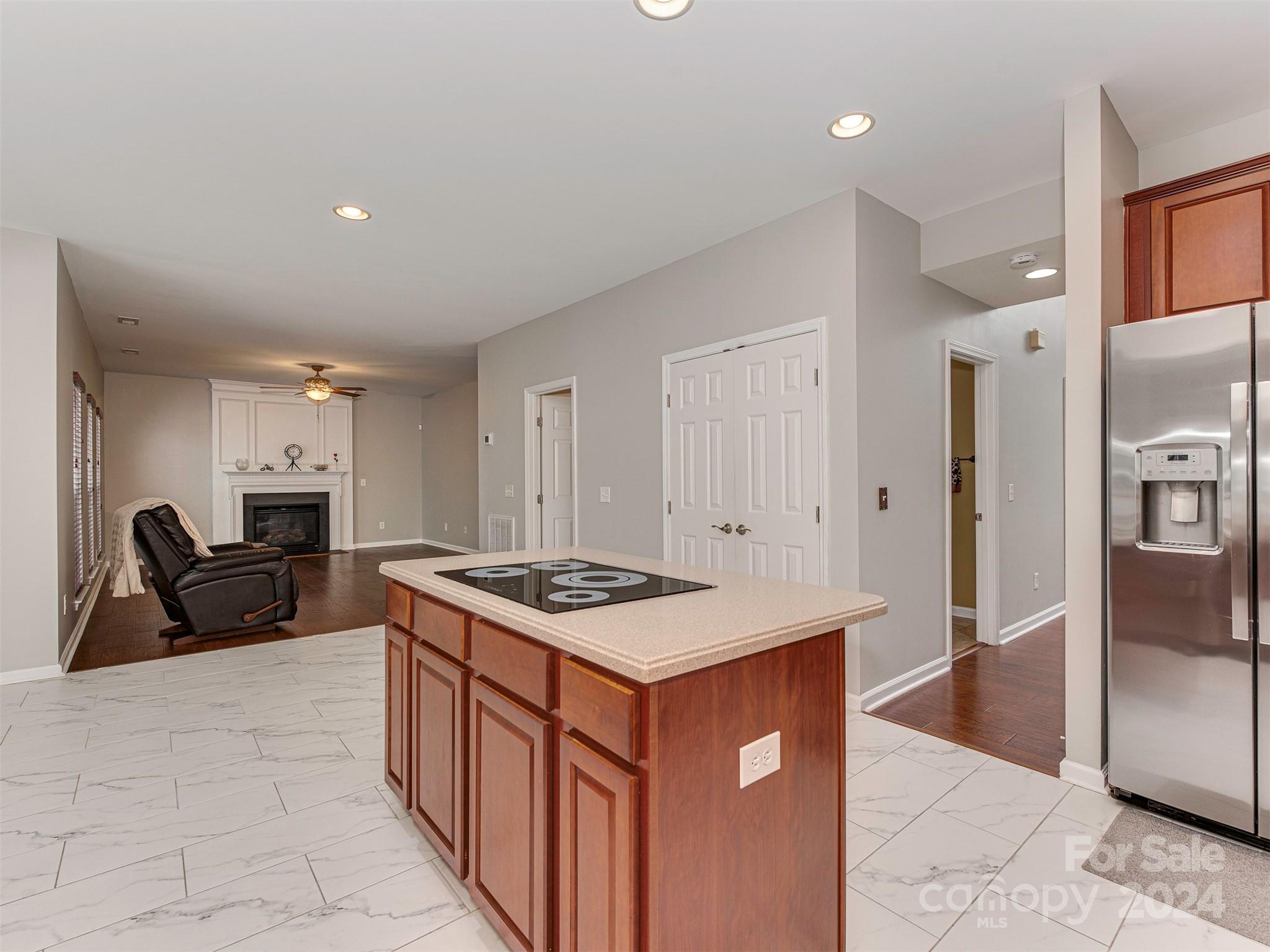 Sunset Point - Residential