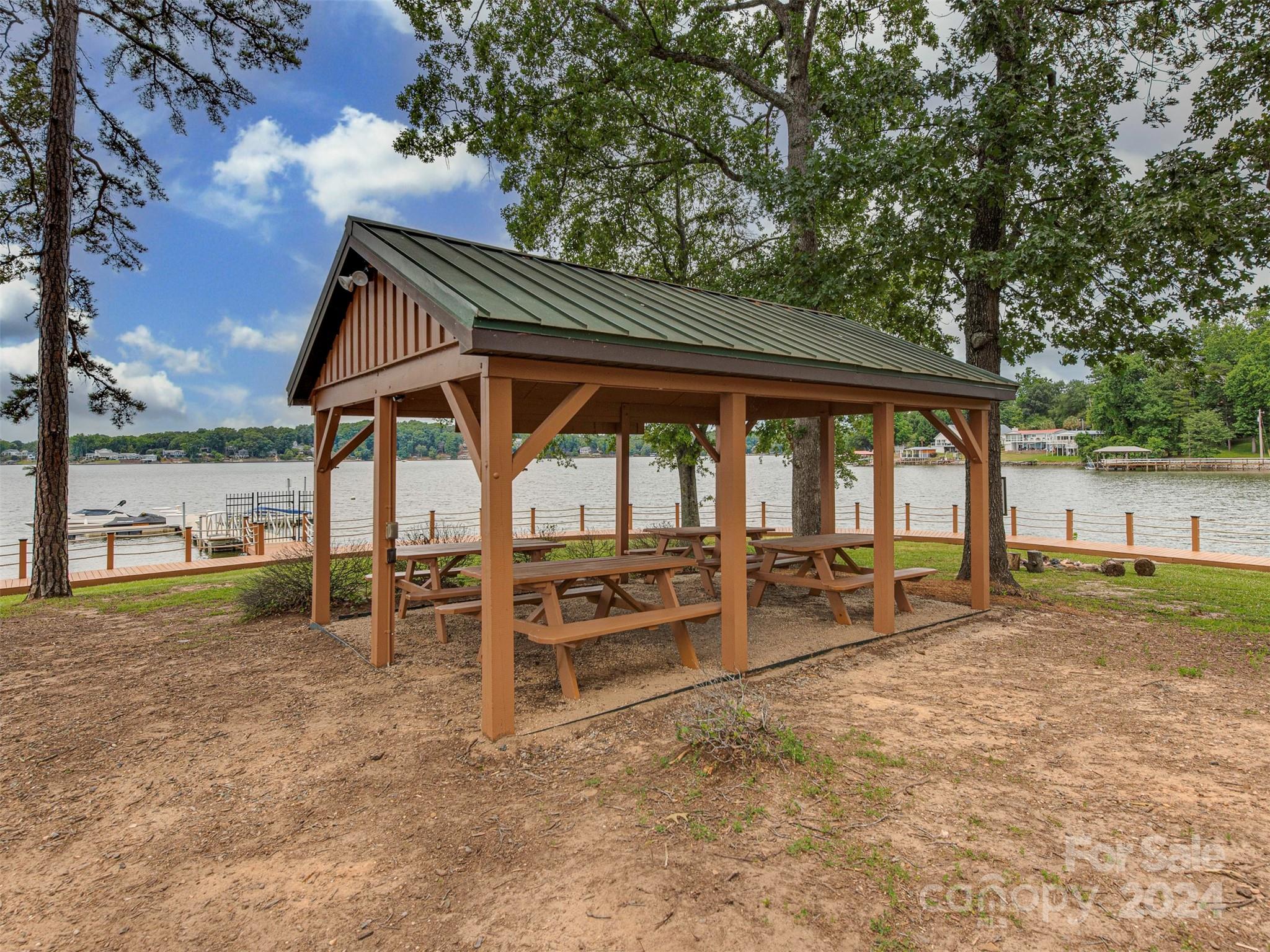 Sunset Point - Residential