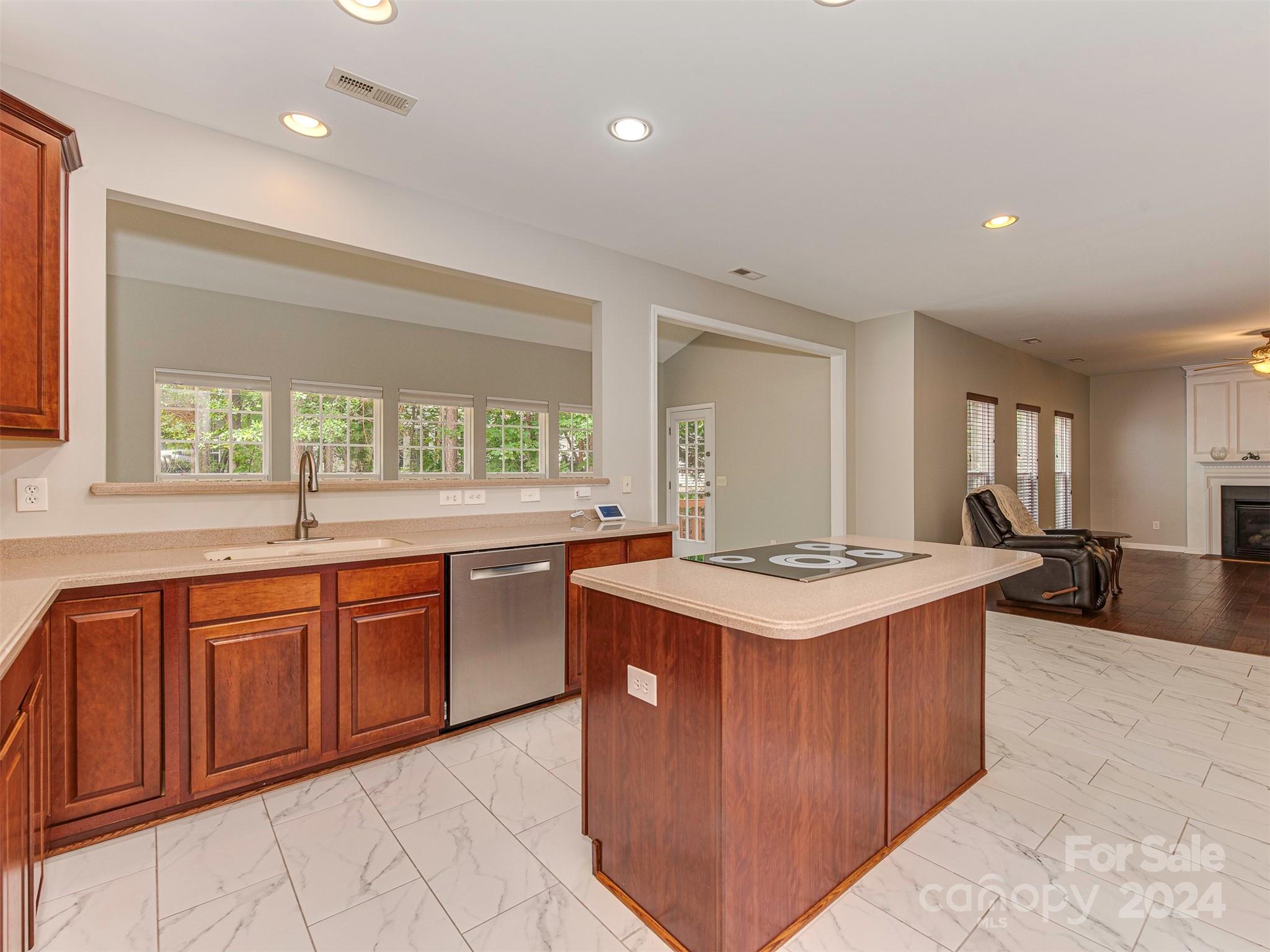 Sunset Point - Residential