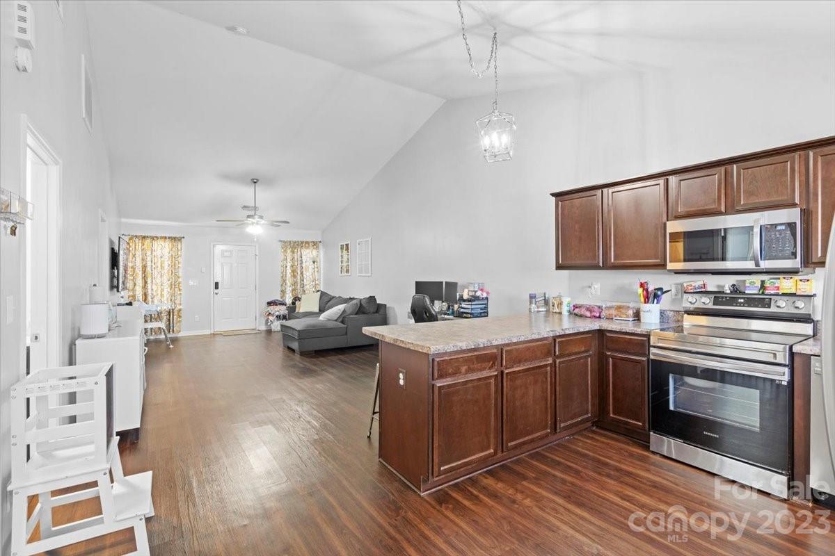 Mountain Island Village - Residential