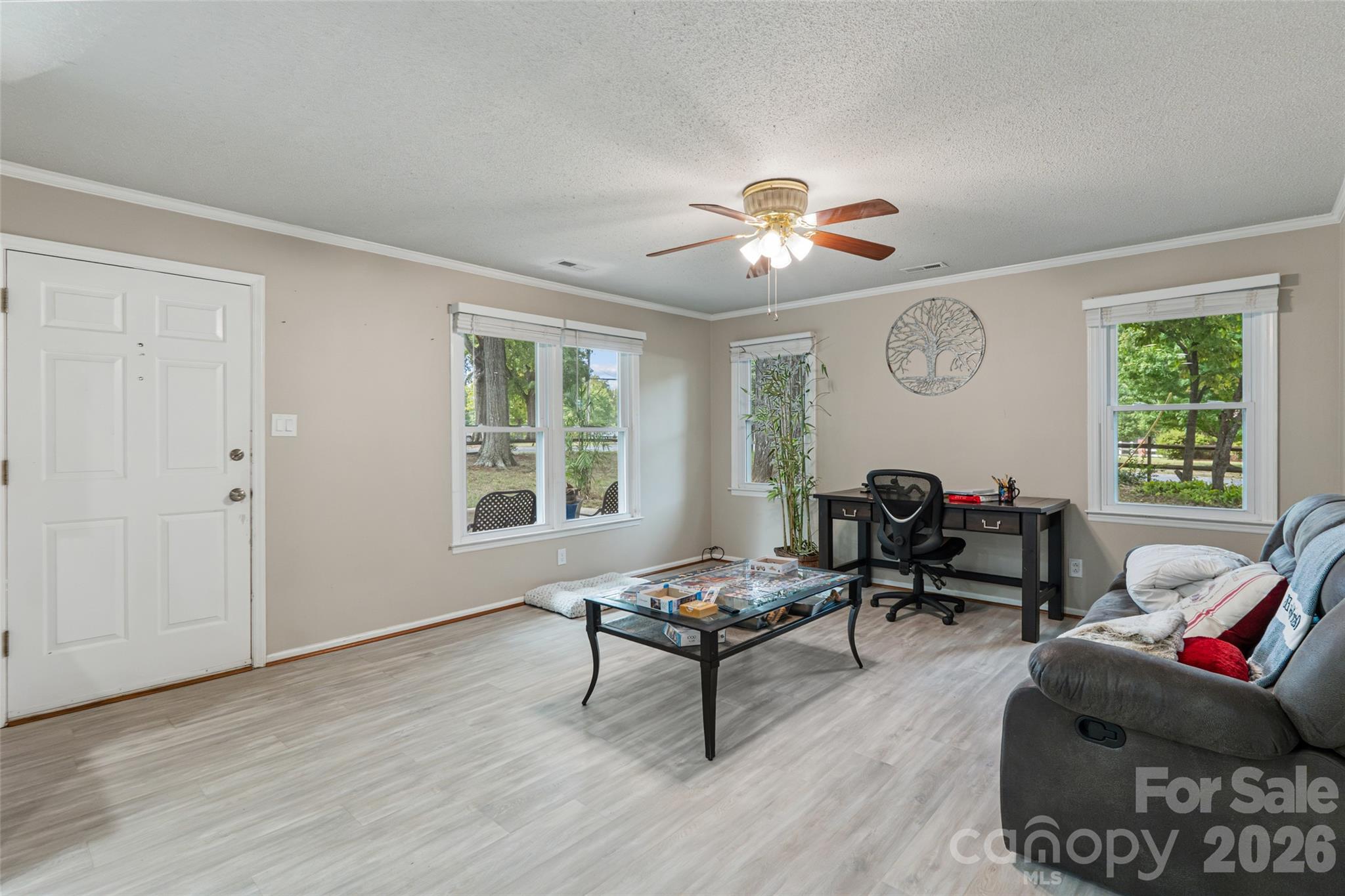 1109 Pinewood Road