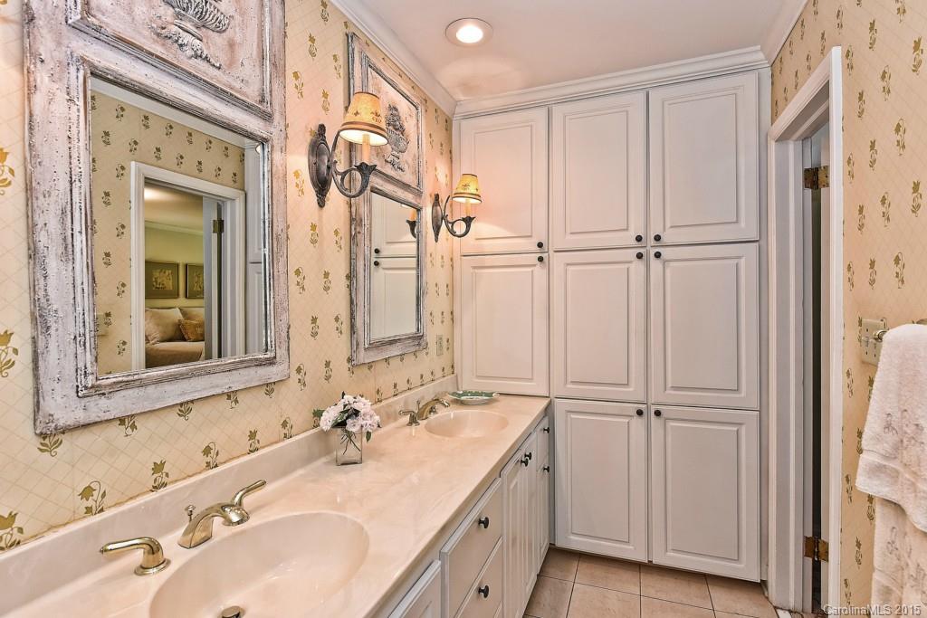 Barclay Downs - Residential