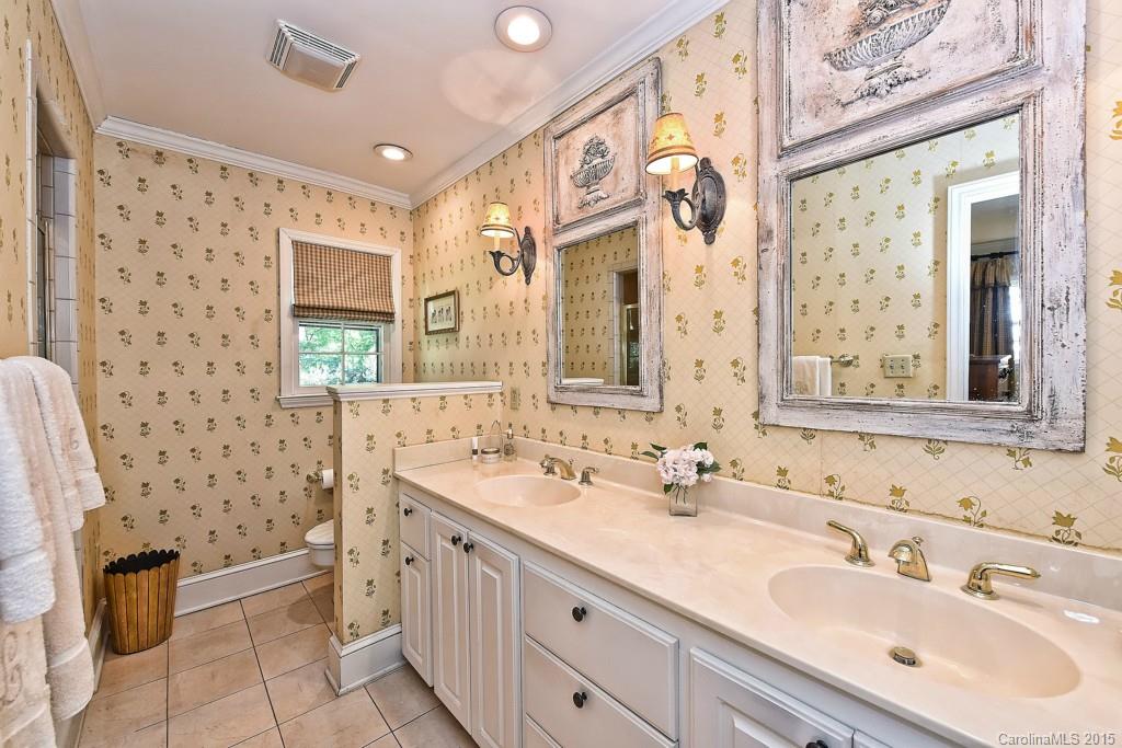 Barclay Downs - Residential