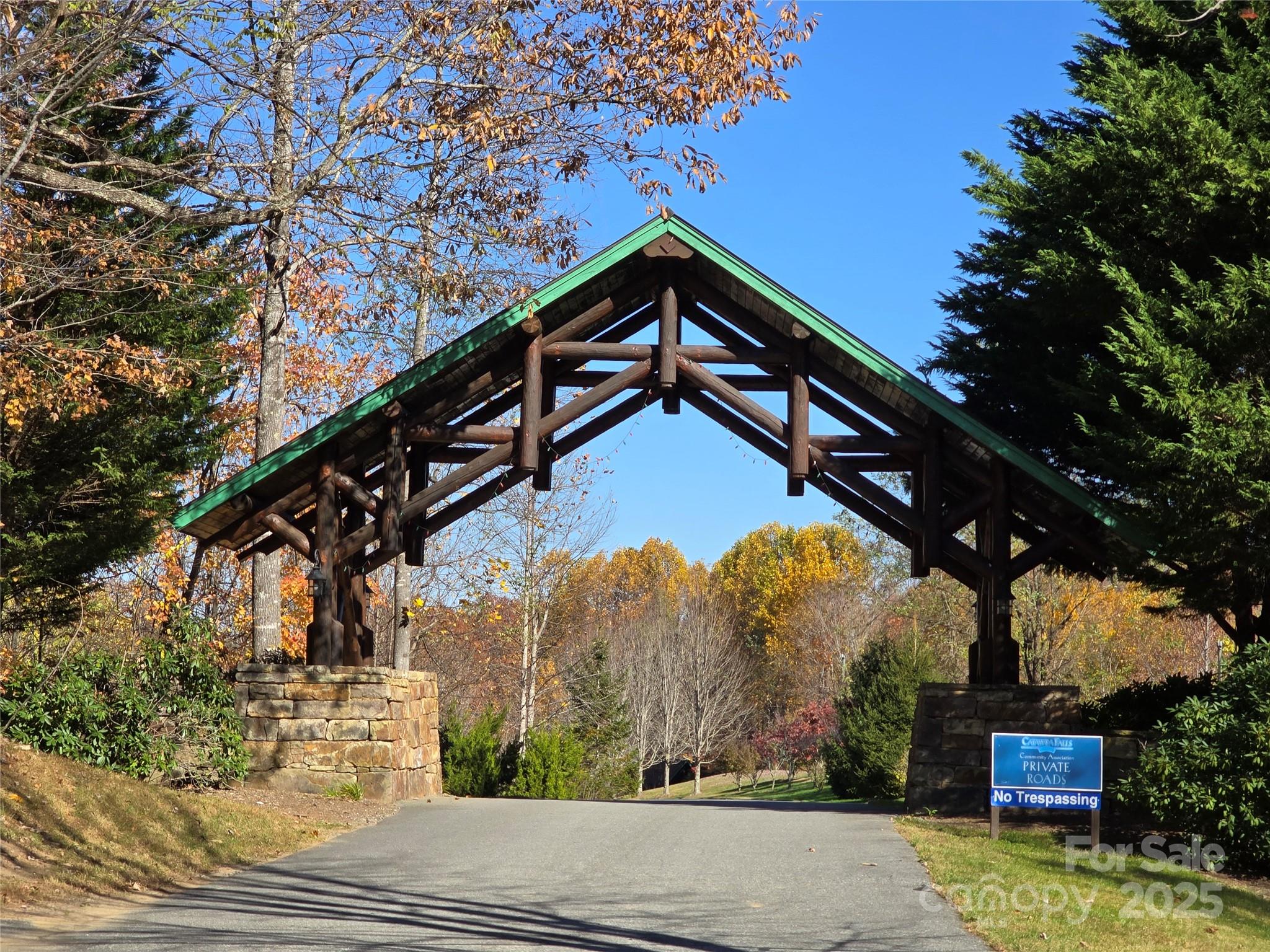 295 S Feather Falls Trail 50