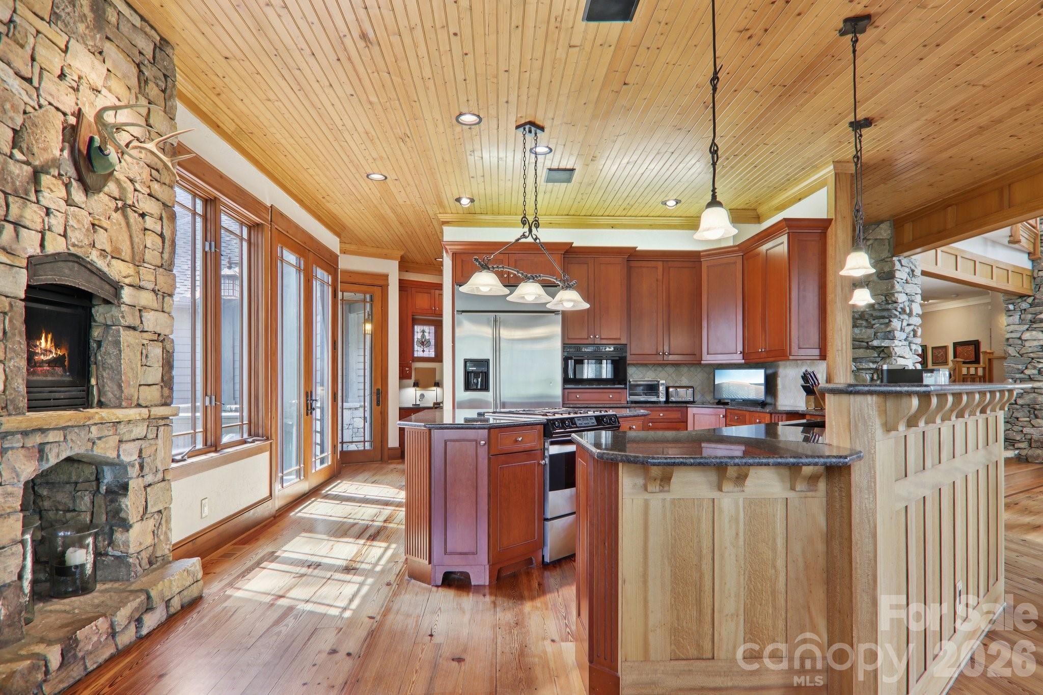 Lake Toxaway Estates - Residential