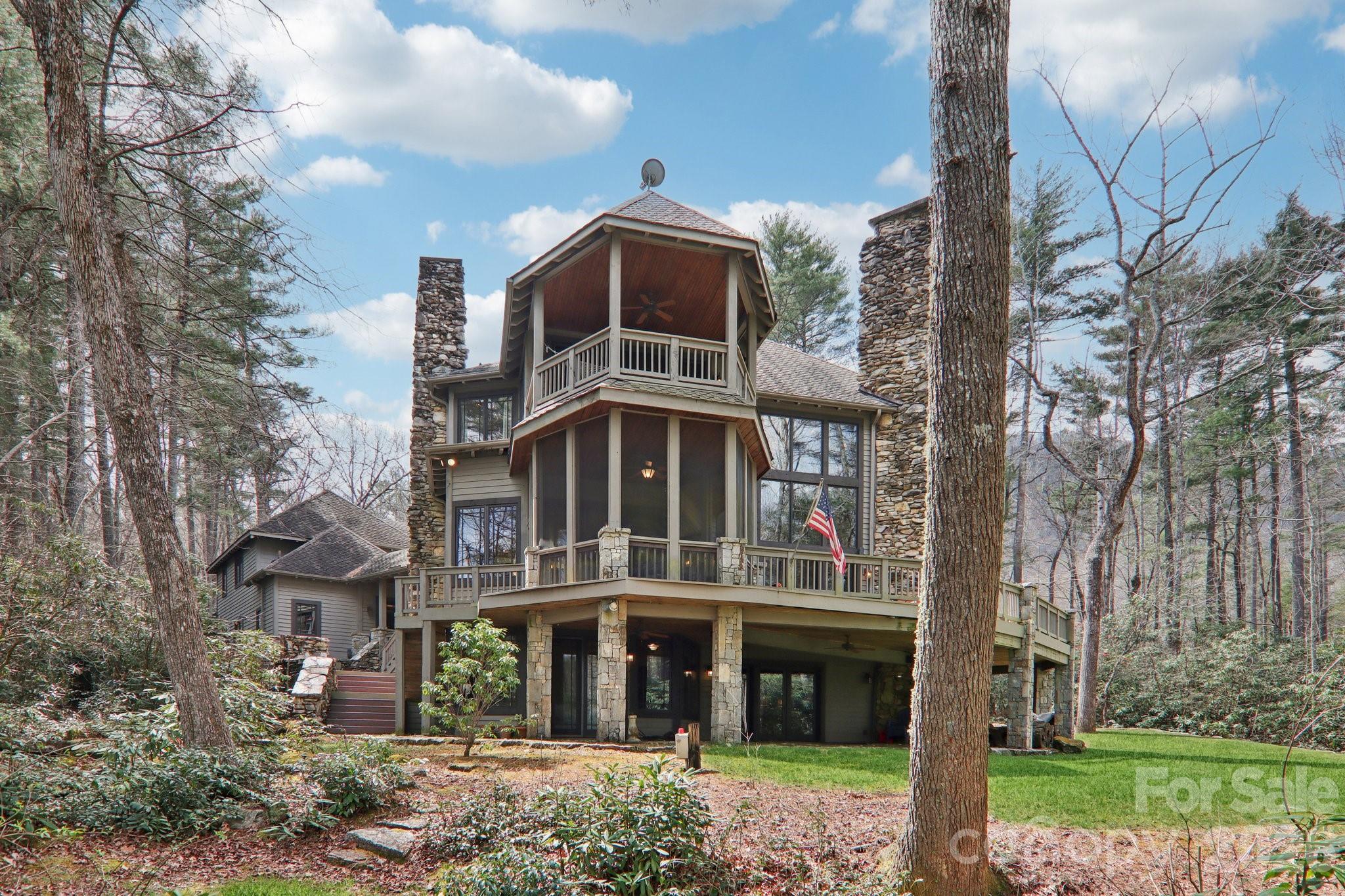 Lake Toxaway Estates - Residential