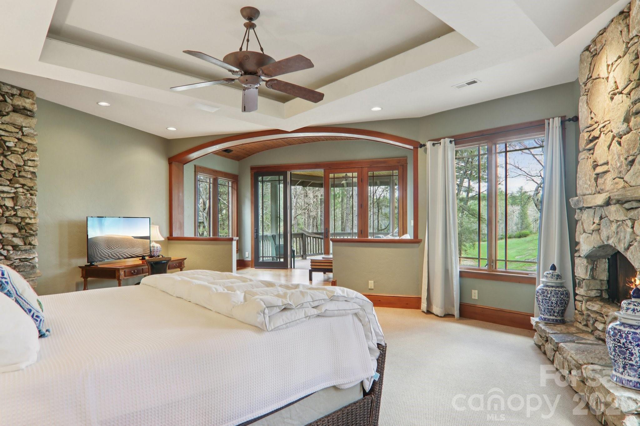 Lake Toxaway Estates - Residential