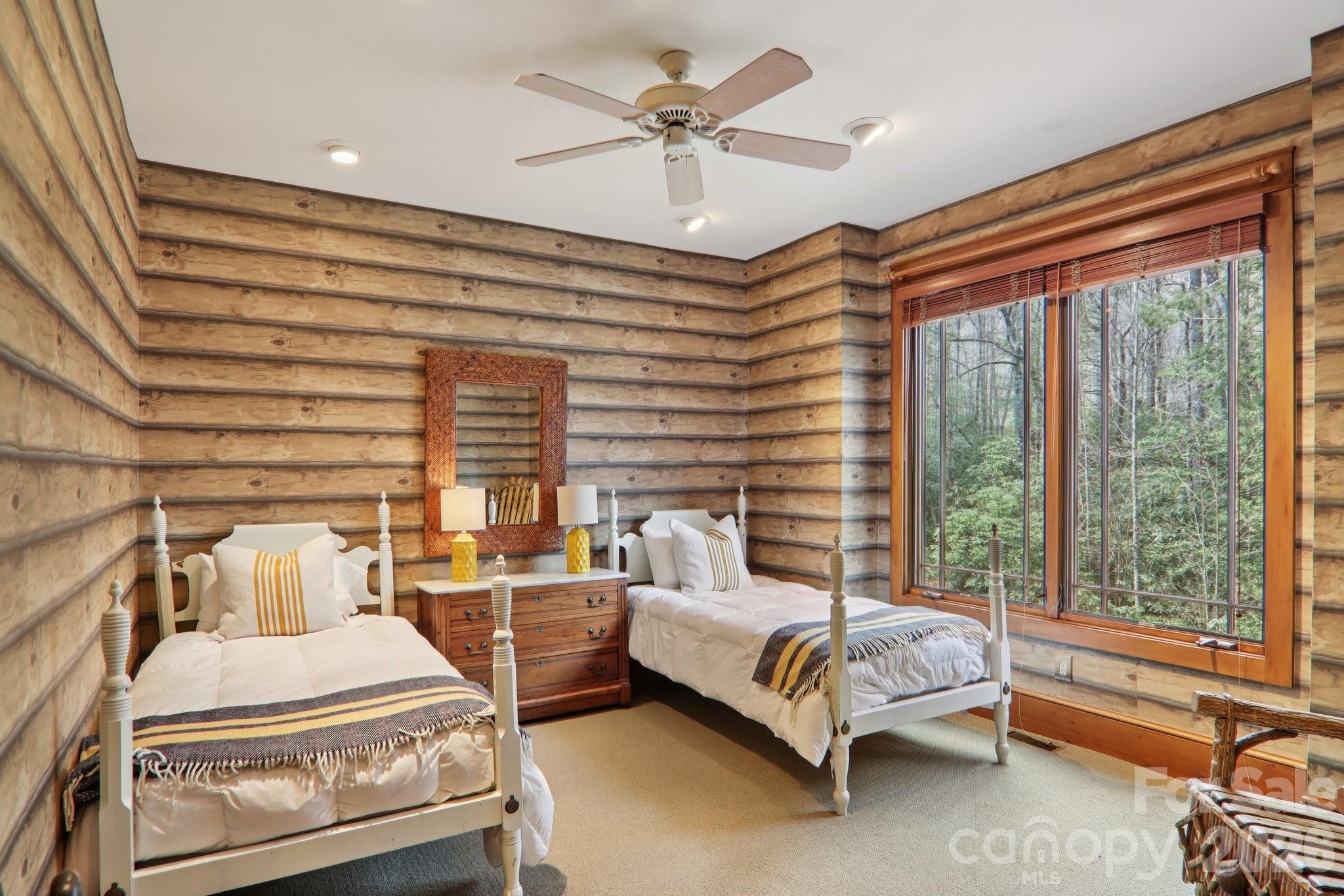 Lake Toxaway Estates - Residential