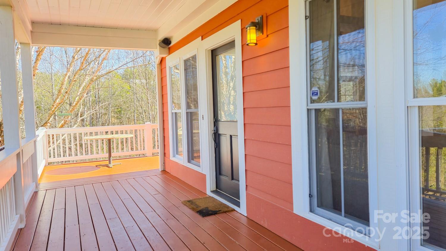 20 Spicebush Lane