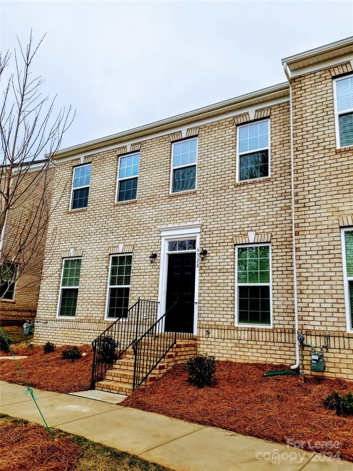 Mint Hill Commons - Residential Lease