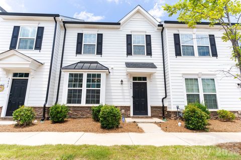 Photo of 5048 Patton Drive, Gastonia, NC 28056 (MLS # 4385562)