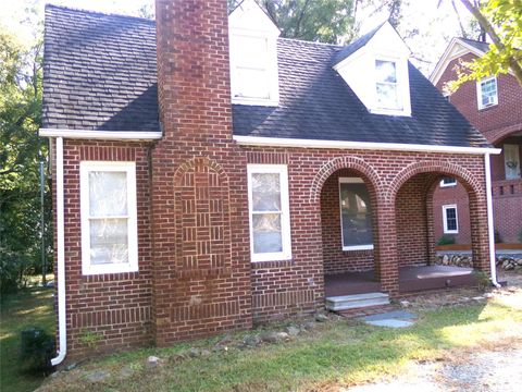 Photo of 1014 E Main Street, Albemarle, NC 28001 (MLS # 4305747)